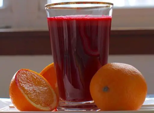 jugo de remolacha zanahoria y naranja para la anemia